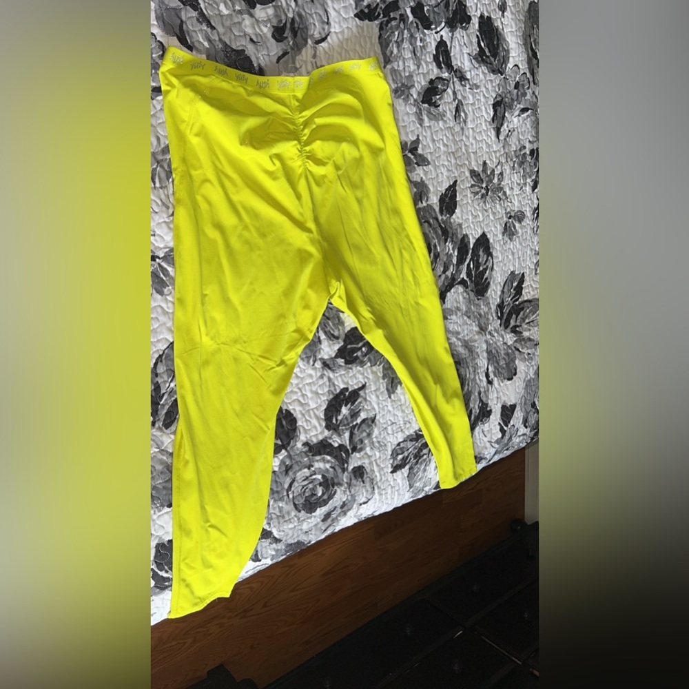 Glitter neon yellow leggings